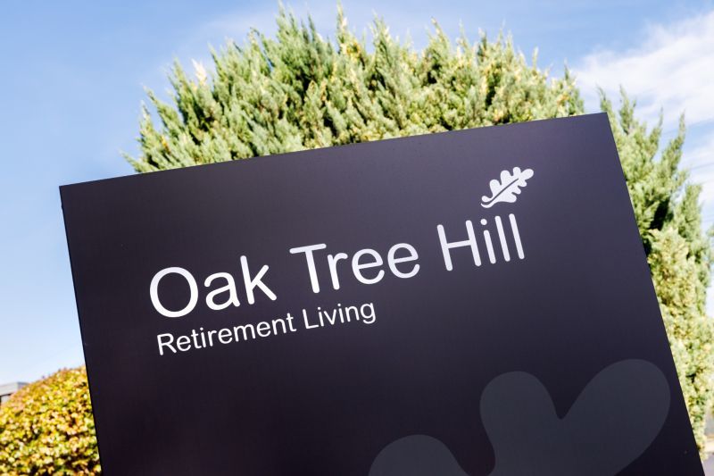 North-facing 1-bedroom villa with beautiful sun-drenched sunroom