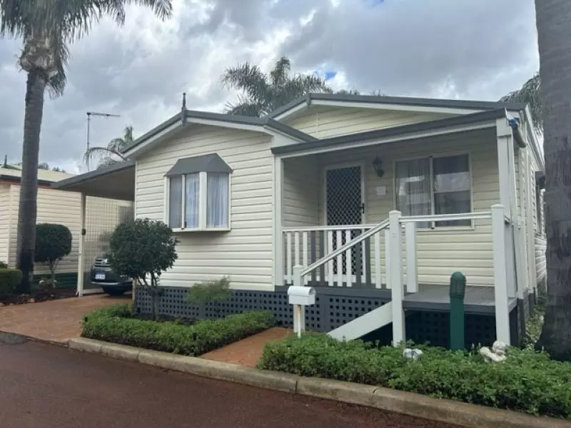 Riverside Gardens Estate - Site 93