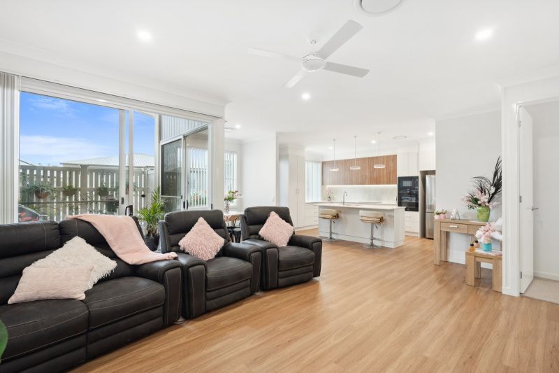 Stylish Home with Tranquil Alfresco Views