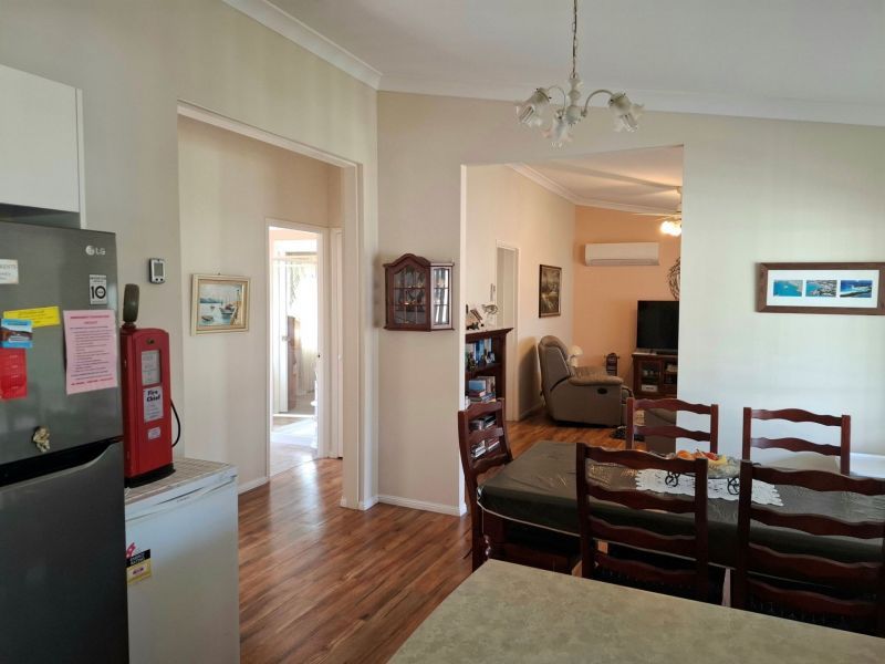 Jettys by the Lake - Site 140