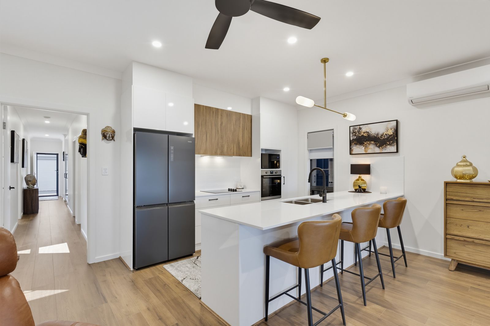 3-bed waterfront home, Alexandrina Cove