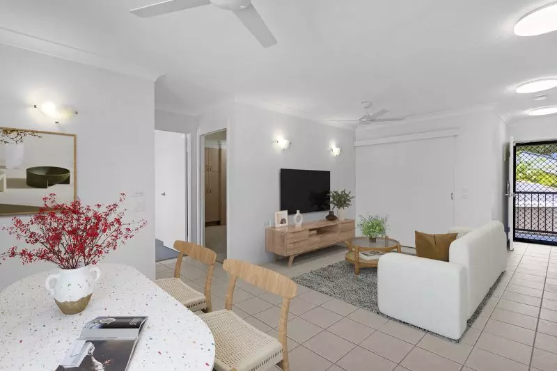 Two-bedroom apartment with ocean views and large balcony