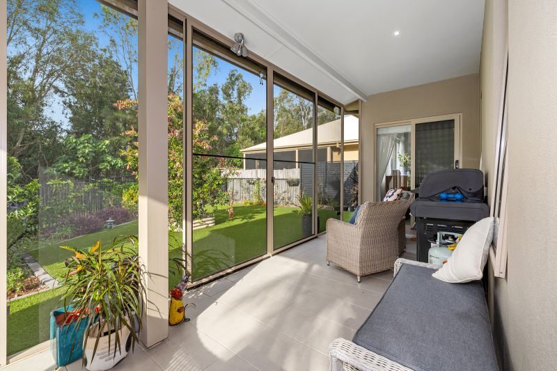 Natural Bushland Retreat- Luxury 3 bedroom Home with Study