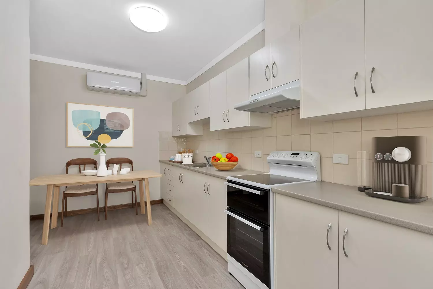 Great Location - One bedroom plus courtyard in Elimatta Village