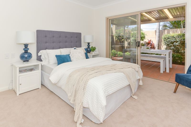 Fully refurbished freestanding villa