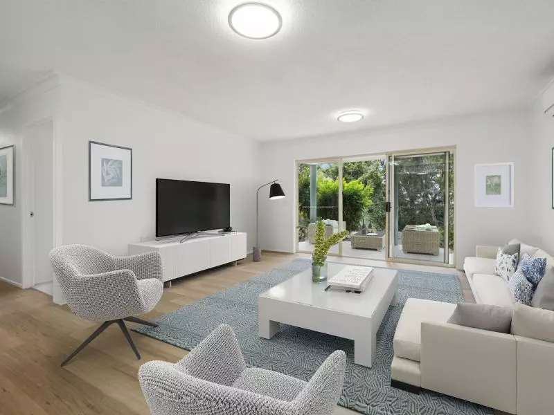 Contemporary 3-bedroom surrounded by bushland