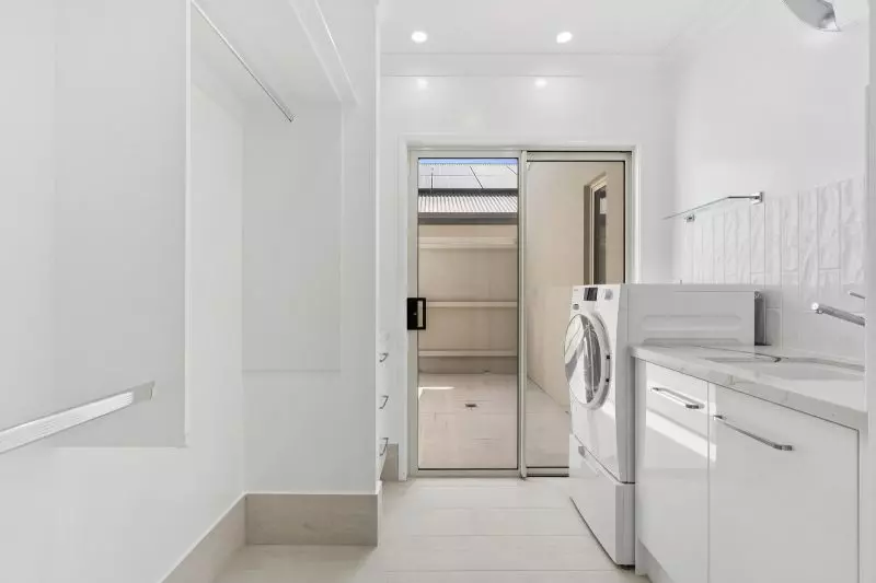 Site 388 - Established Prestwick