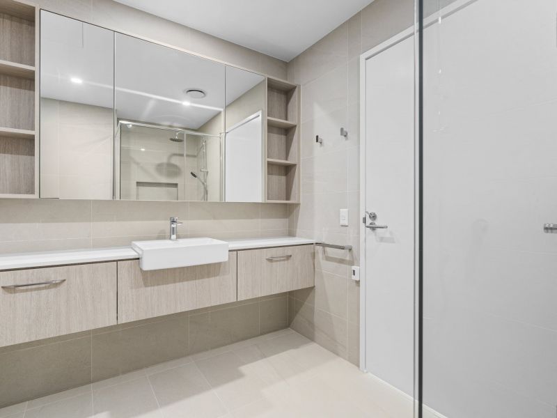 Elegant Apartment with Sunlit Balcony with this 'Finch Design'