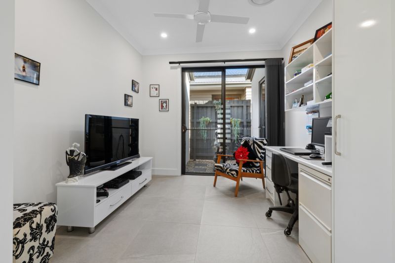 Refined Luxury, Spacious Alfresco Living!