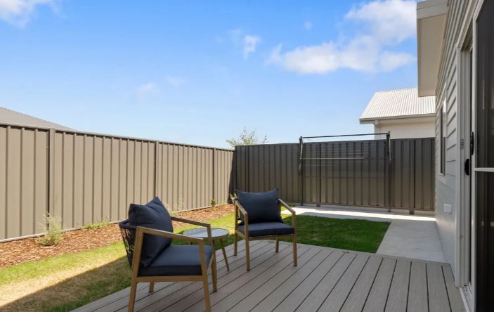 Modern 2 bed home with natural light