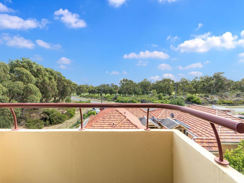 Great value in sunshine filled apartment