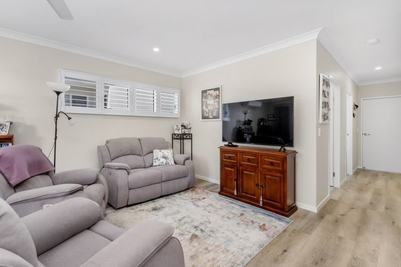 Neat & Tidy One Bedroom Home + Study