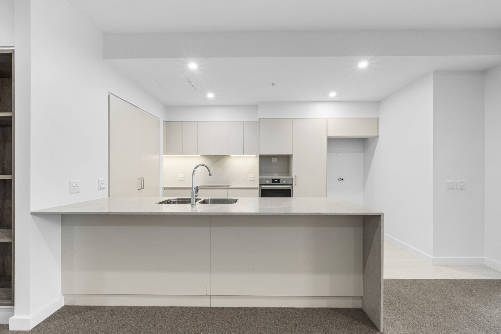 Spacious Living, Second Floor Position