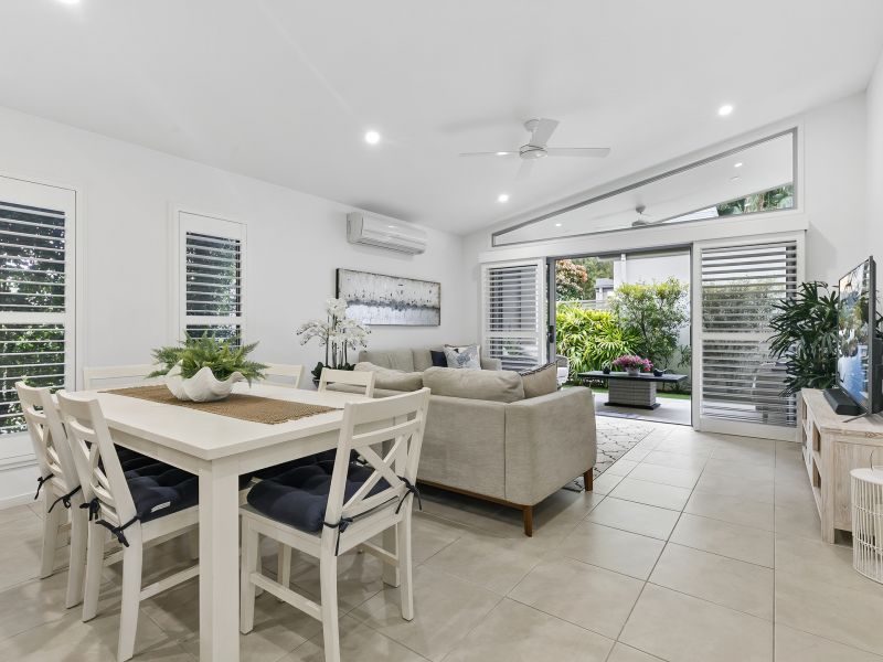 Corner Site and Light and Bright!