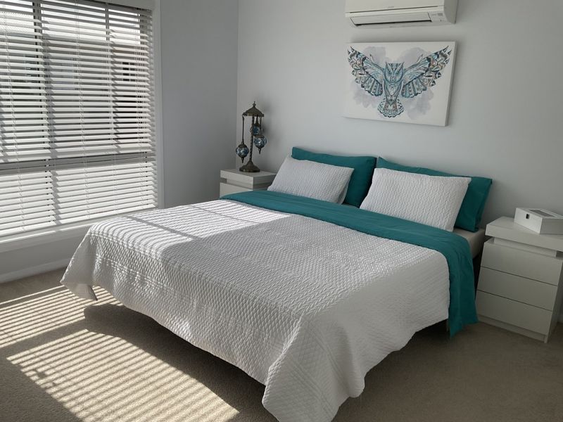 LARGE OPEN PLAN LIVING