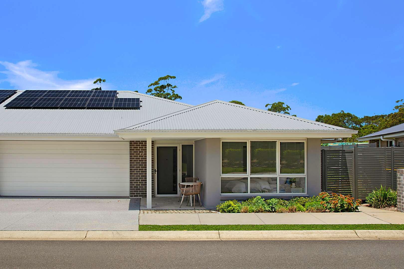Spacious 'Hawkesbury' villa design