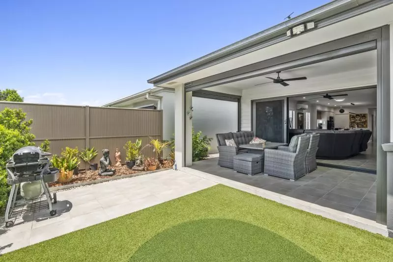 Site 107 - Established Kalbar H6