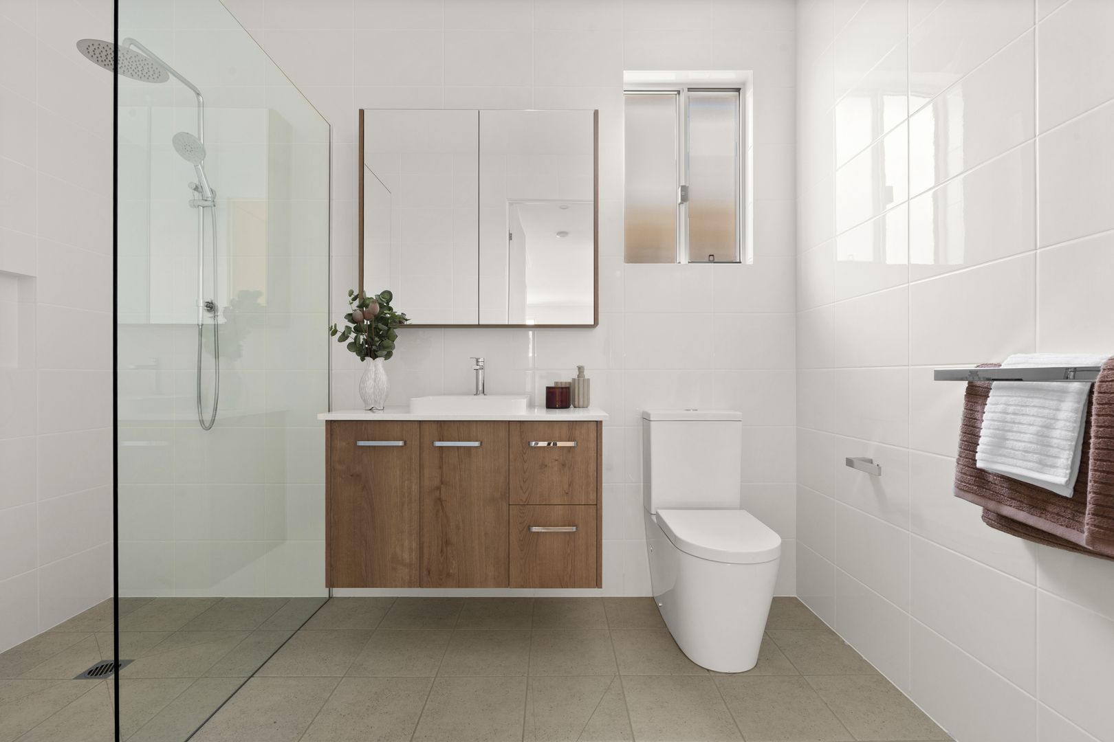 Stradbroke | Contemporary Coastal