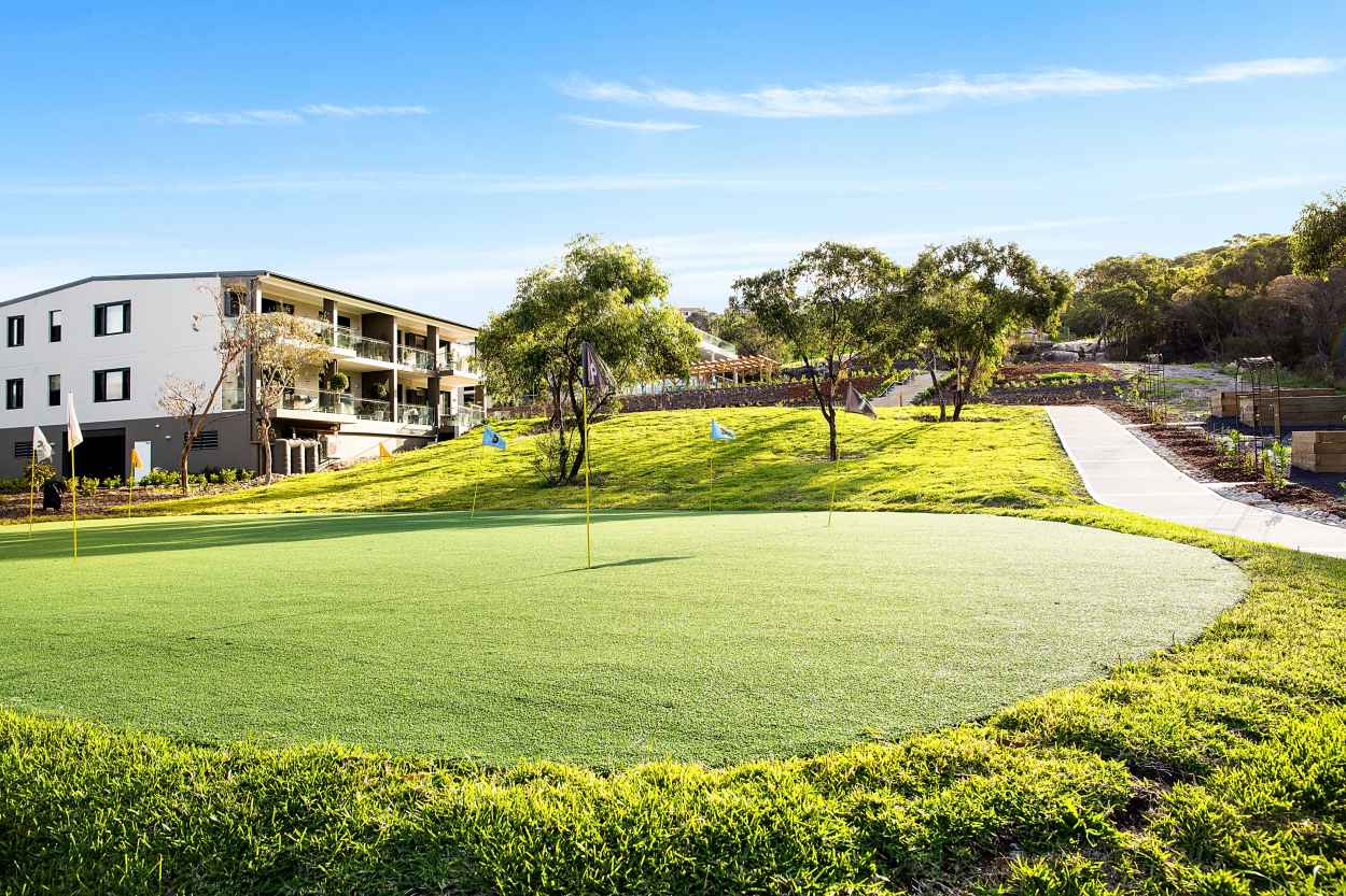 AVAILABLE NOW! UNIT 17 /8 Lady Penrhyn Drive, Beacon Hill