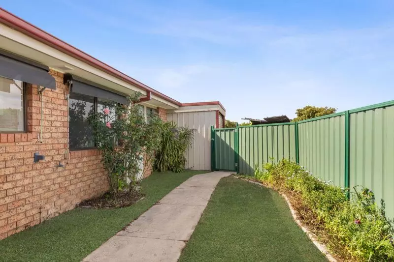 Fully Renovated Light filled 2-Bedroom Unit