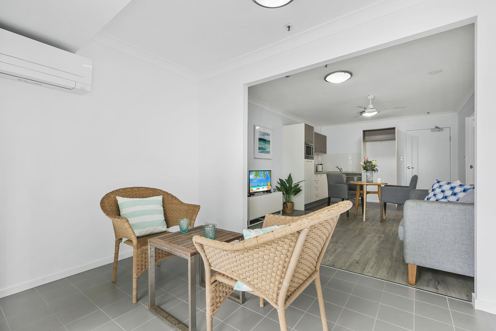 Charming one bedroom villa with study