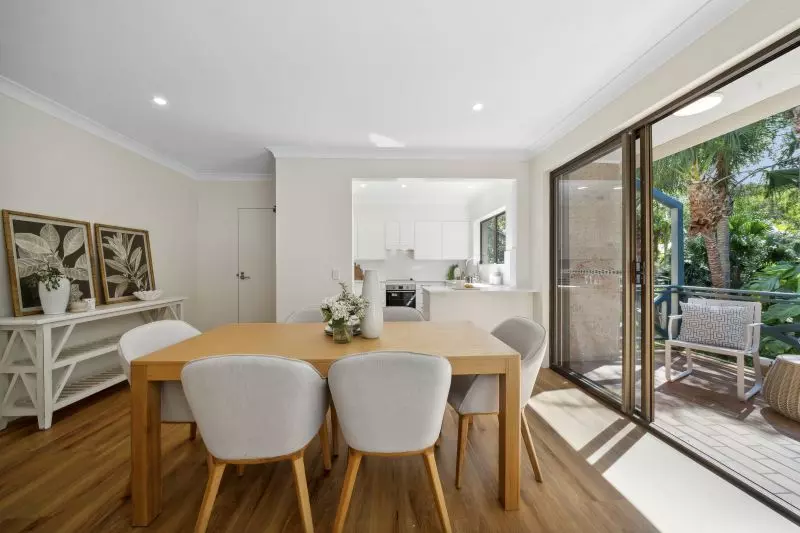 Contemporary & Stylish with Tranquil Reserve Views