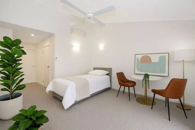 Chic Serviced Studio with Bush Outlook