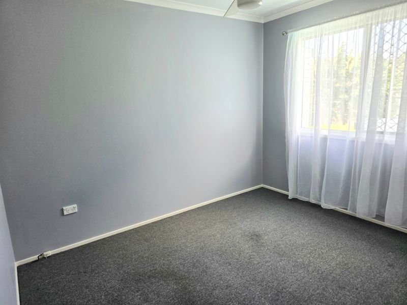 Fresh, Sunny & Immaculate 2-Bedroom