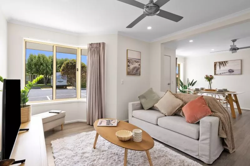 Newly renovated unit with open-plan living space