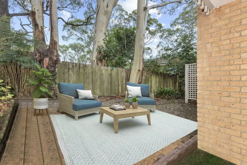 Beautifully renovated 1 bedroom  ground floor apartment close to the main clubhouse with large courtyard.