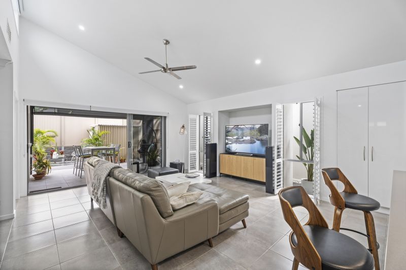 Site 100 - Established Atoll