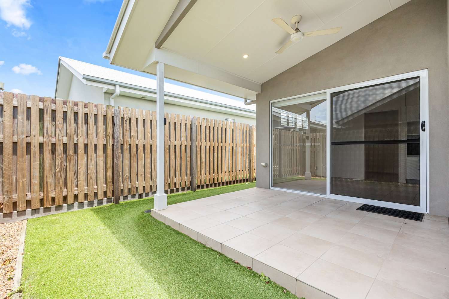 Practical Modern Living with Everyday Comforts