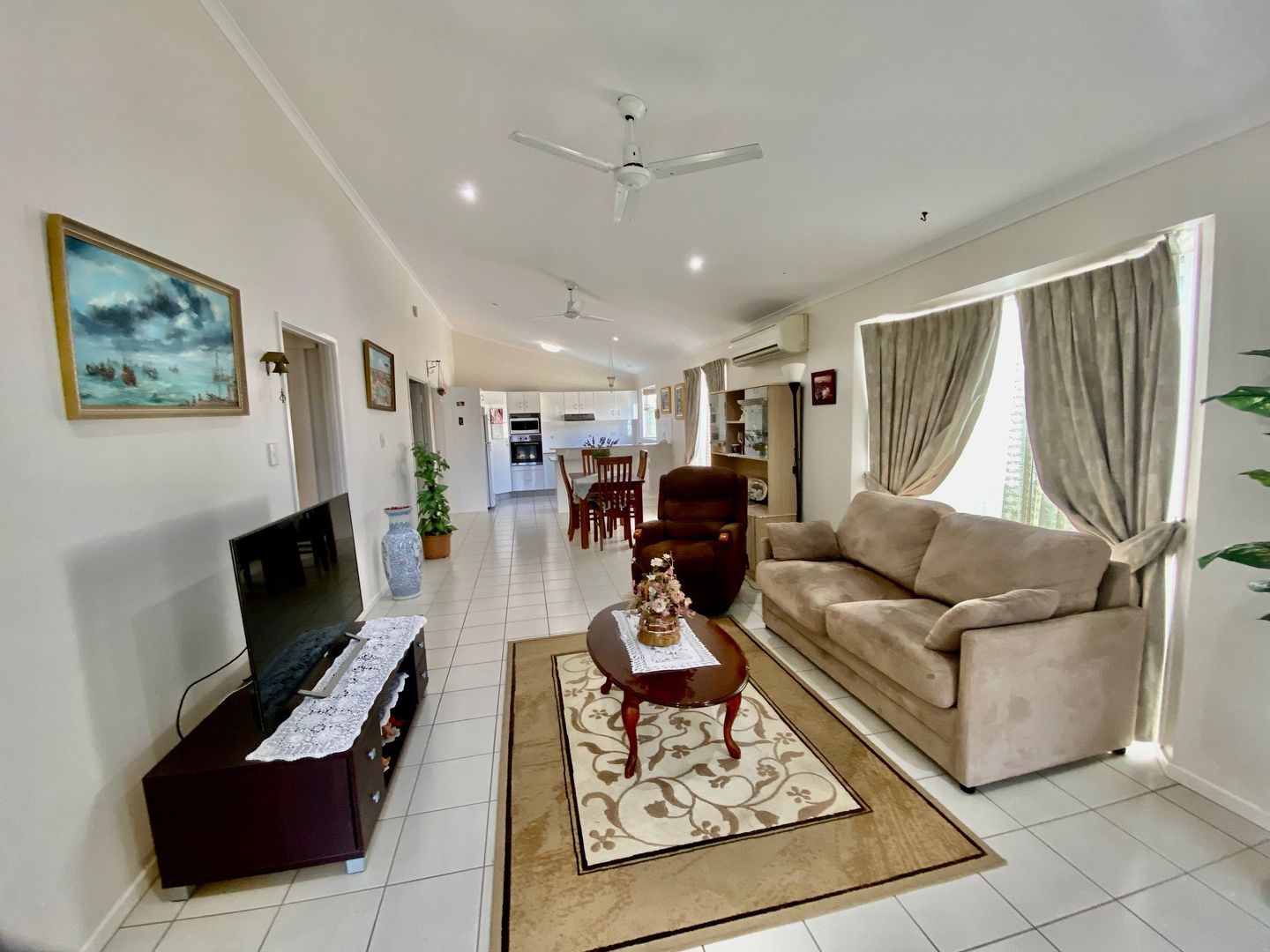 BOTTLEBRUSH Home 73