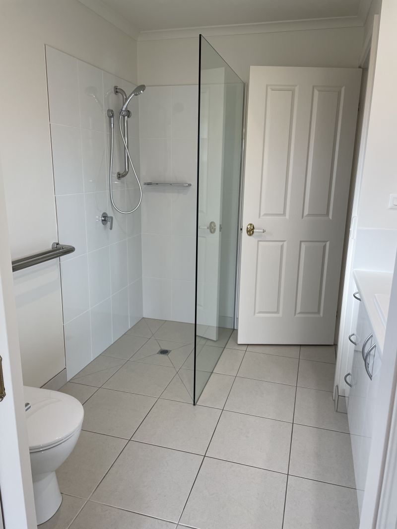 **UNDER OFFER** Fully renovated north facing 2br unit - Make it your own!!