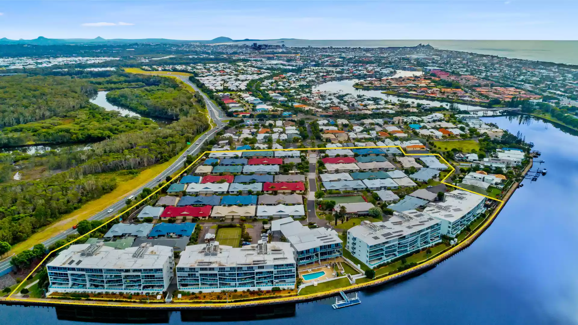 Living Choice Kawana Island