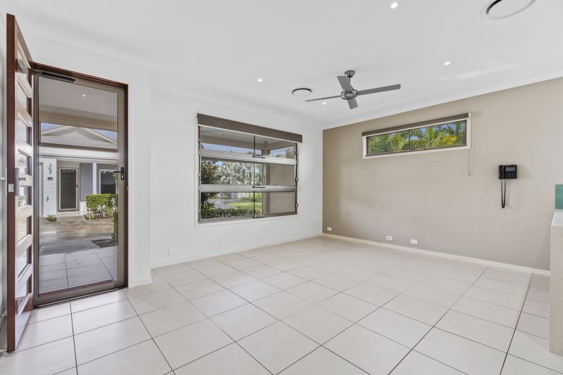 Sunlit Corner Haven - Seamless Living