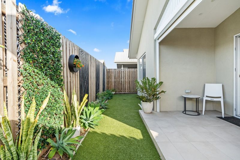 Spacious Beauty, Private Corner Location