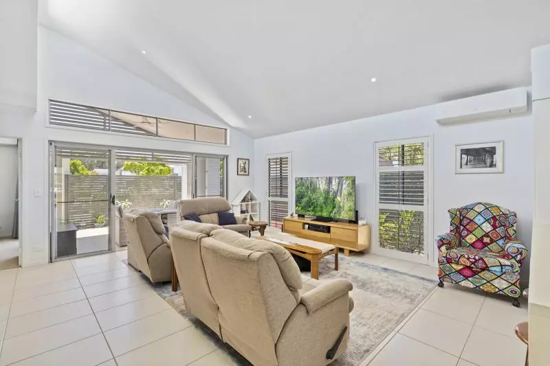 Site 163 - Established Atoll