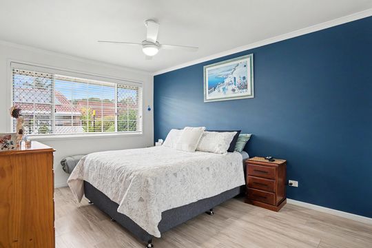 Comfortable 2-Bedroom Home with Separate Garage