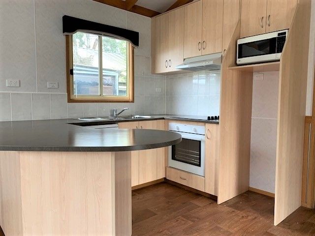 Nagambie Caravan Park - Newly Refurbished Home
