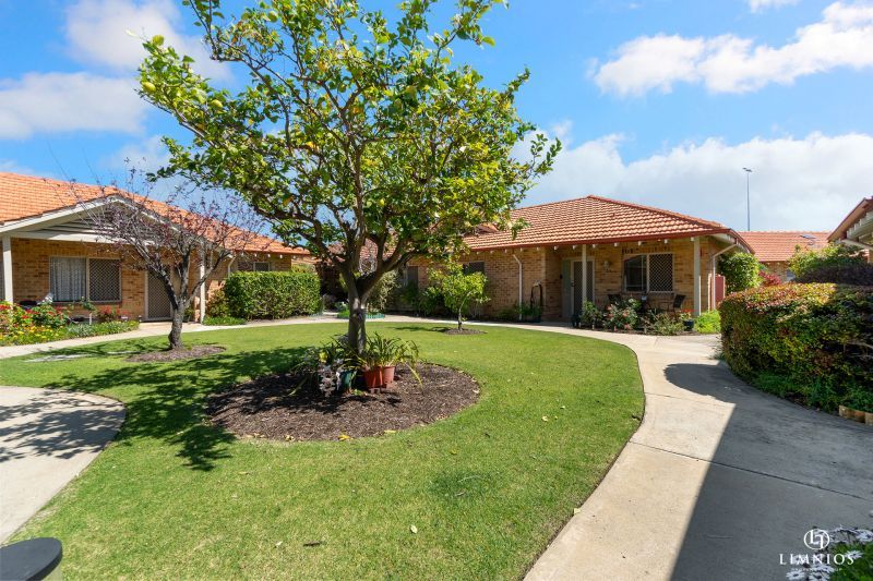 Light, bright 2 Bedroom Villa with Modern Upgrades in a Prime Location!