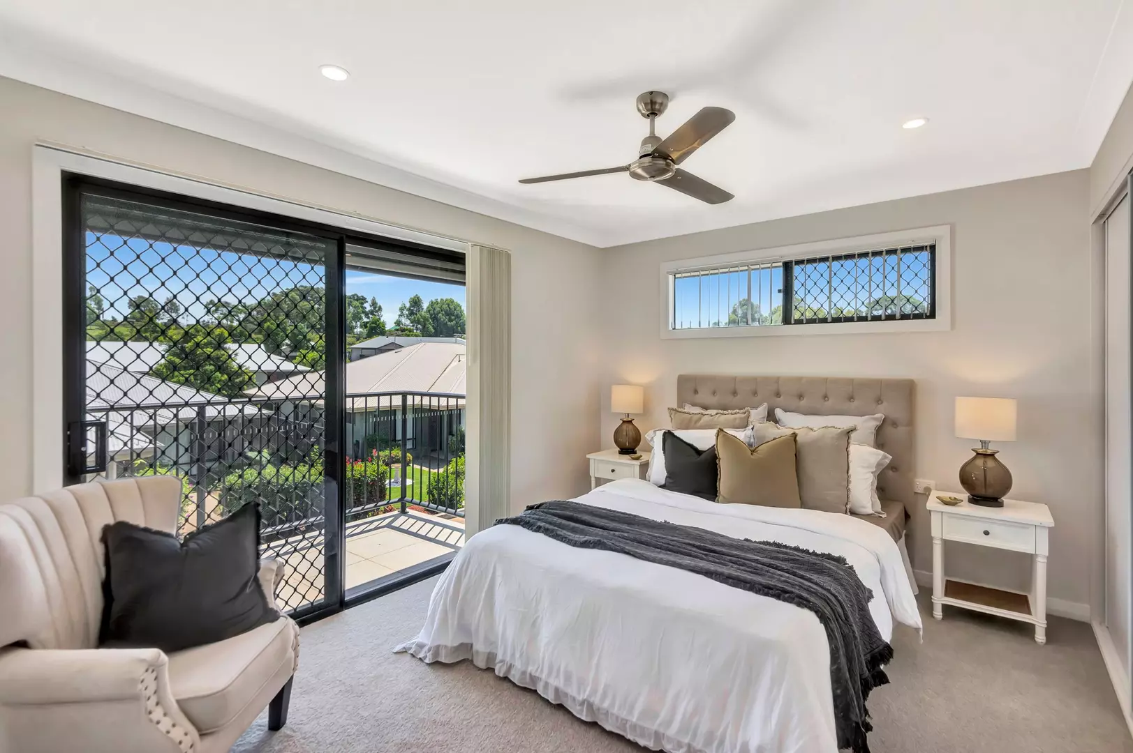 Villa 73 - Oak Tree Goonellabah - 2 Bedroom + 1 Bathroom + Powder