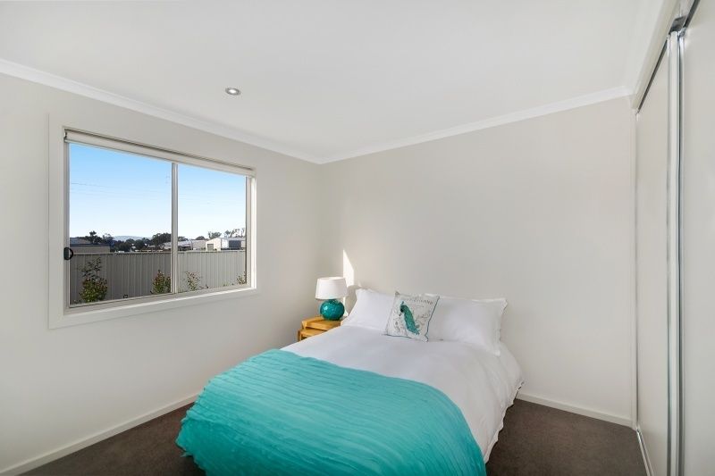 YOU CAN BANK ON THE BANKSIA