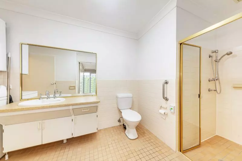 DECEASED ESTATE: URGENT SALE, CALL FOR DETAILS