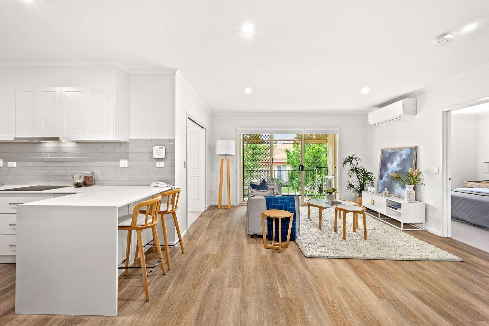 2 Bedroom Beautiful Apartments - Safe, Affordable