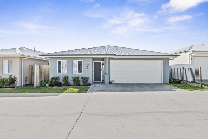 Stylish, Modern Home + Study