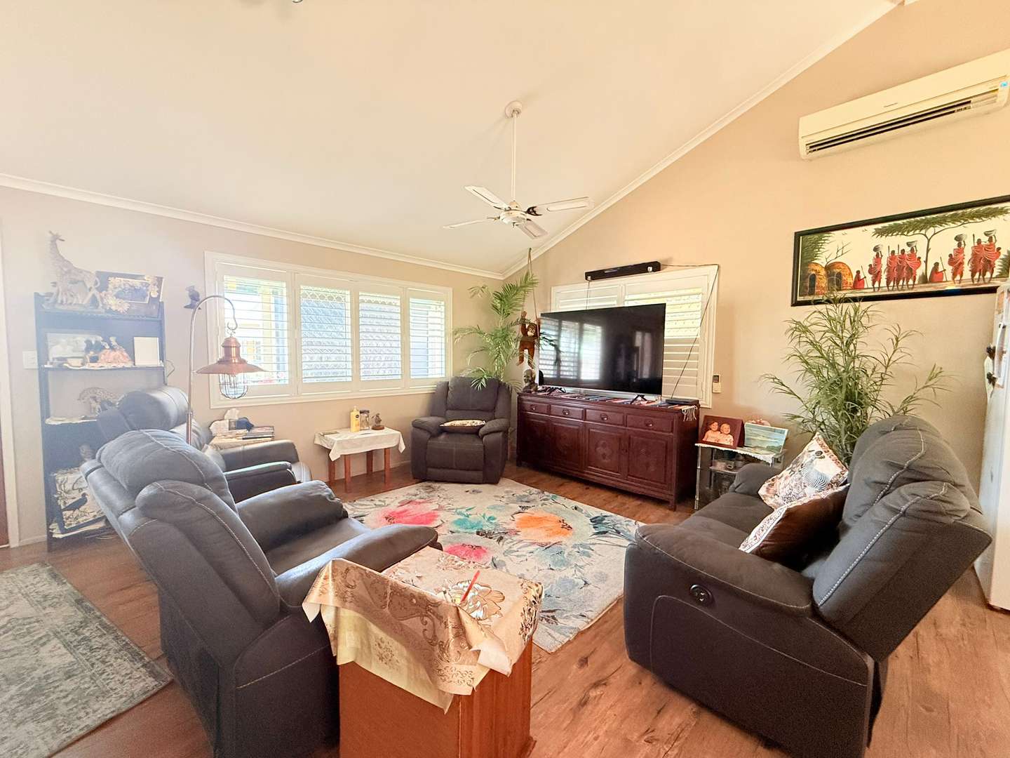 3 Bedroom Home in an Over 50's Living gated complex with Modern Facilities 