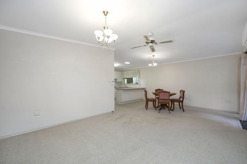 Cosy Two-bedroom Home with Enclosed Alfresco