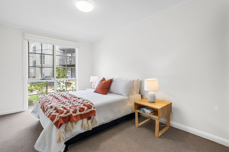 Modern Style Apartment with Serene Balcony Outlook