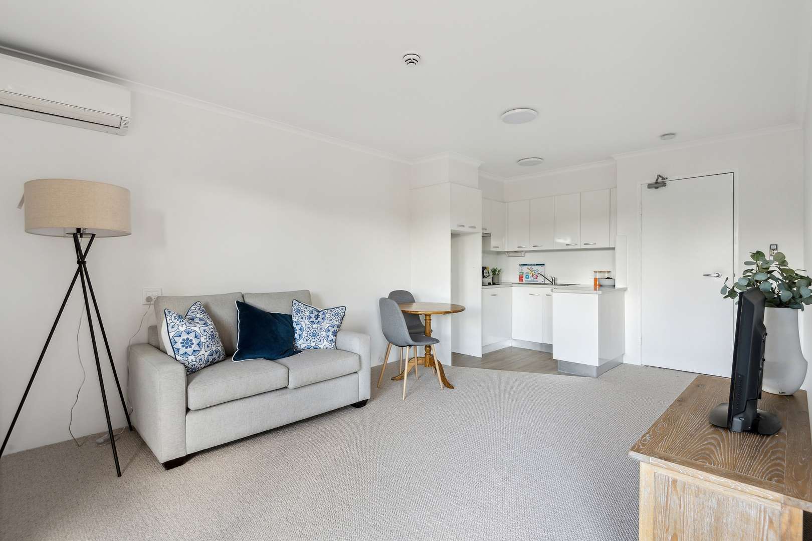 Ground Floor One Bedroom Apartment with Garden Terrace